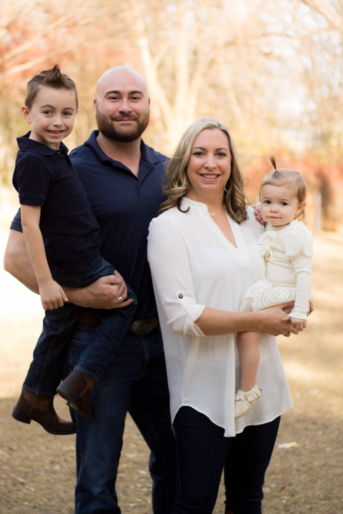 Sutherlin Family at Grapevine Botanical Gardens | beccasuephotography.com