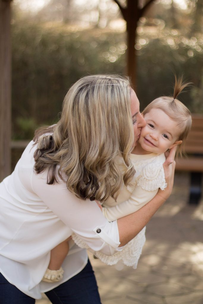 Sutherlin Family at Grapevine Botanical Gardens | beccasuephotography.com