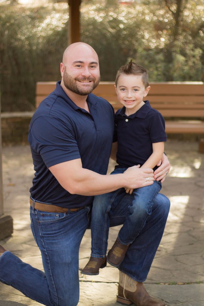 Sutherlin Family at Grapevine Botanical Gardens | beccasuephotography.com