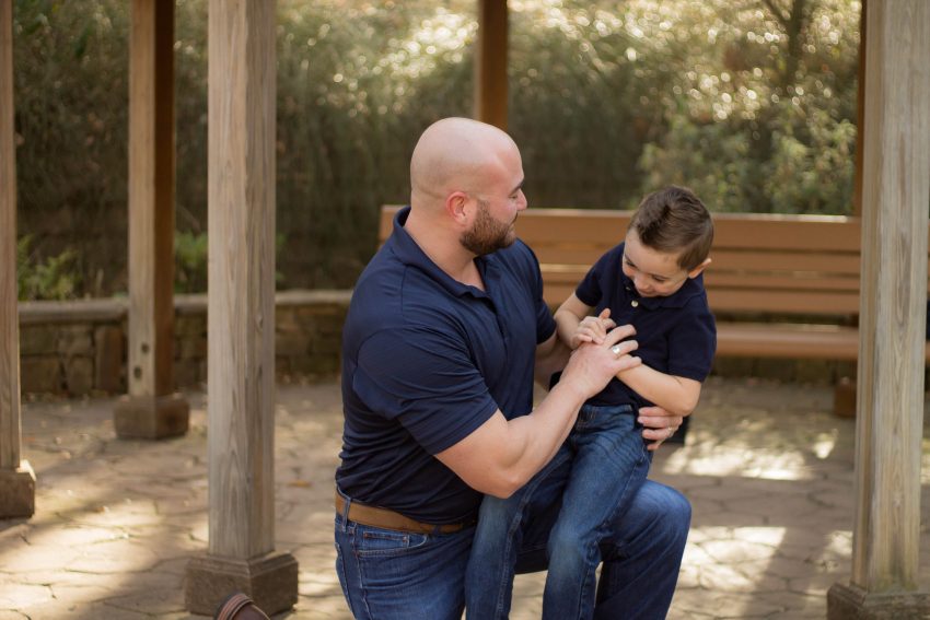 Sutherlin Family at Grapevine Botanical Gardens | beccasuephotography.com