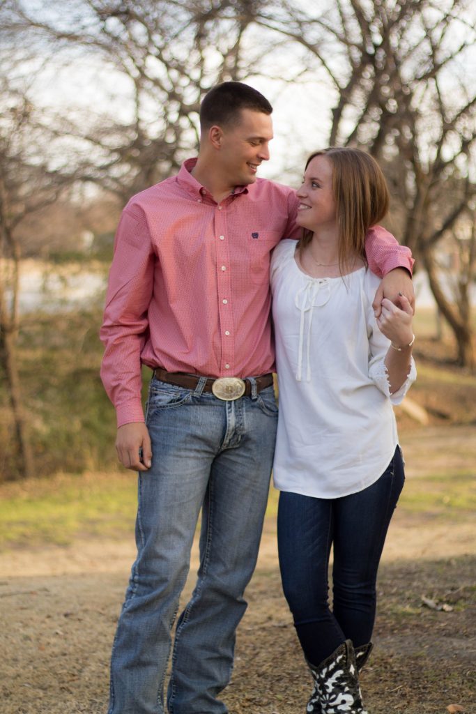 Caitlin + Taylor Couples Shoot | beccasuephotography.com