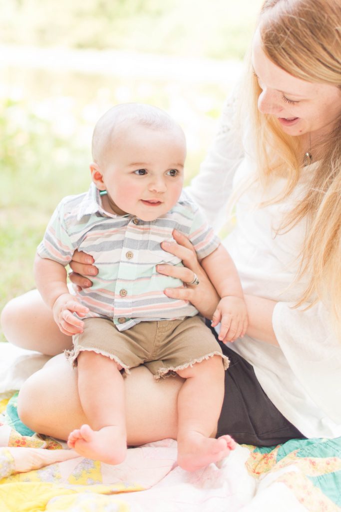 Six Month Baby Pictures | Becca Sue Photography - beccasuephotography.com