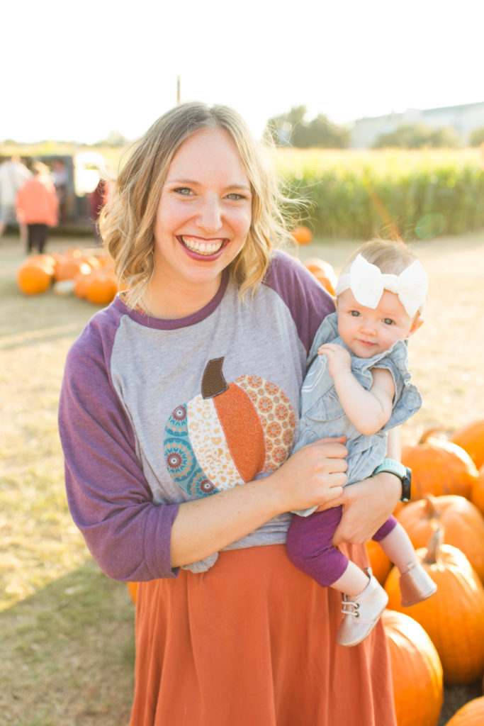 Pumpkin Patch Pictures | Becca Sue Photography - beccasuephotography.com