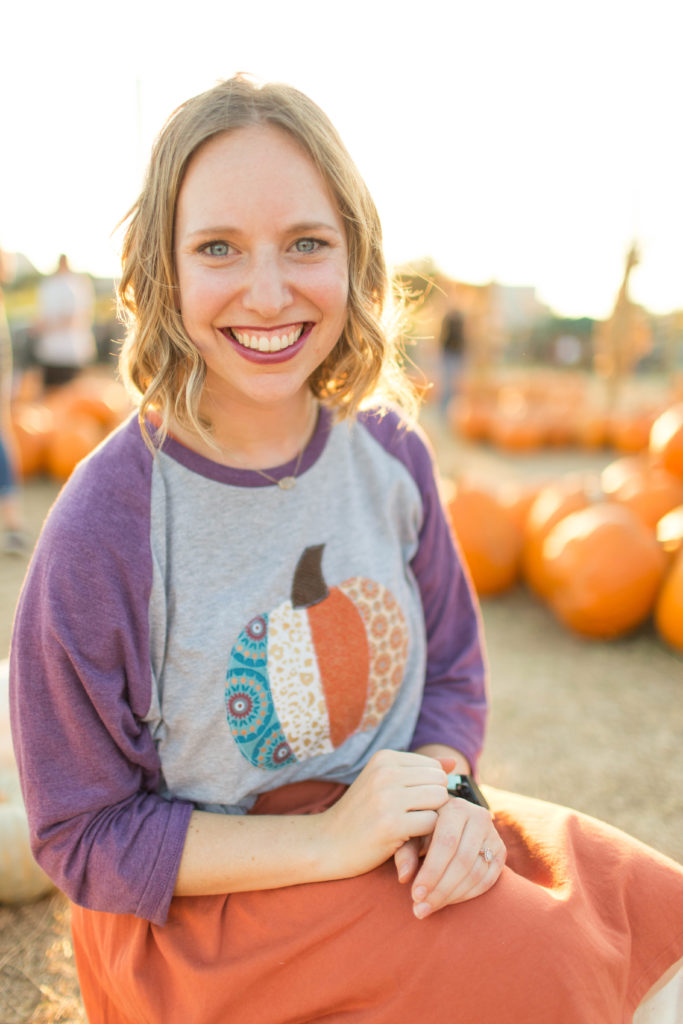 Pumpkin Patch Pictures | Becca Sue Photography - beccasuephotography.com
