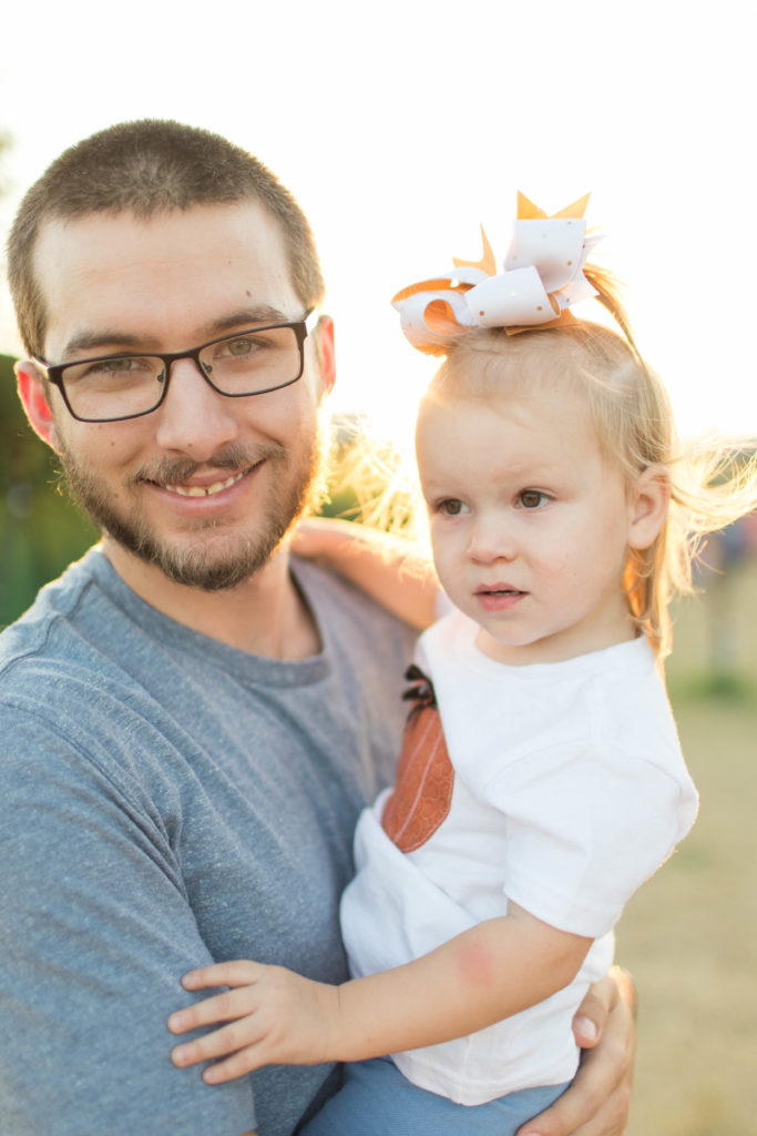 Pumpkin Patch Pictures | Becca Sue Photography - beccasuephotography.com