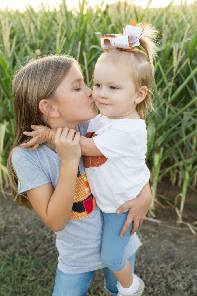 Pumpkin Patch Pictures | Becca Sue Photography - beccasuephotography.com