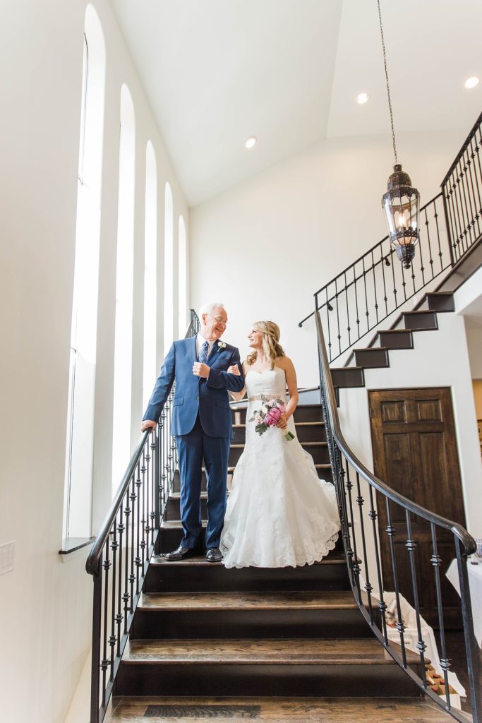 Surprise Wedding - Dallas, Texas | Becca Sue Photography - www.beccasuephotography.com