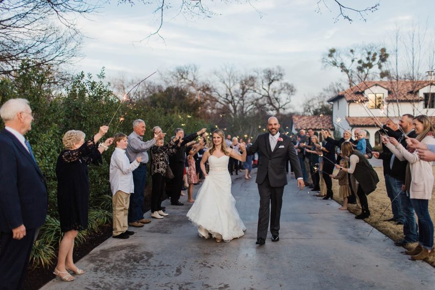 Surprise Wedding - Dallas, Texas | Becca Sue Photography - www.beccasuephotography.com