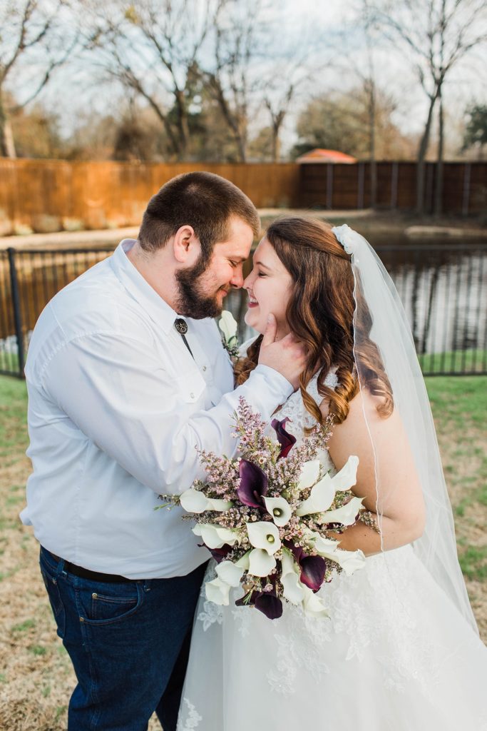 Purple and Silver Rustic Wedding (Garland, Texas) | Becca Sue Photography - www.beccasuephotography.com