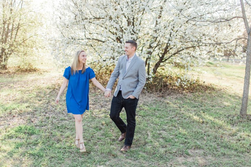 Spring Blossom Engagement Session | Becca Sue Photography - www.beccasuephotography.com