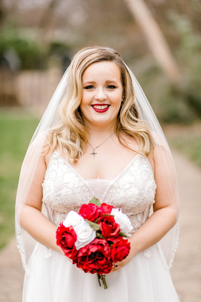 Beauty and the Beast Bridal Session (Grapevine, Texas) | Becca Sue Photography - beccasuephotography.com