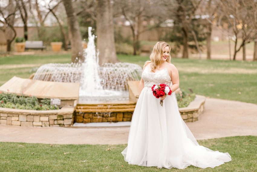 Beauty and the Beast Bridal Session (Grapevine, Texas) | Becca Sue Photography - beccasuephotography.com