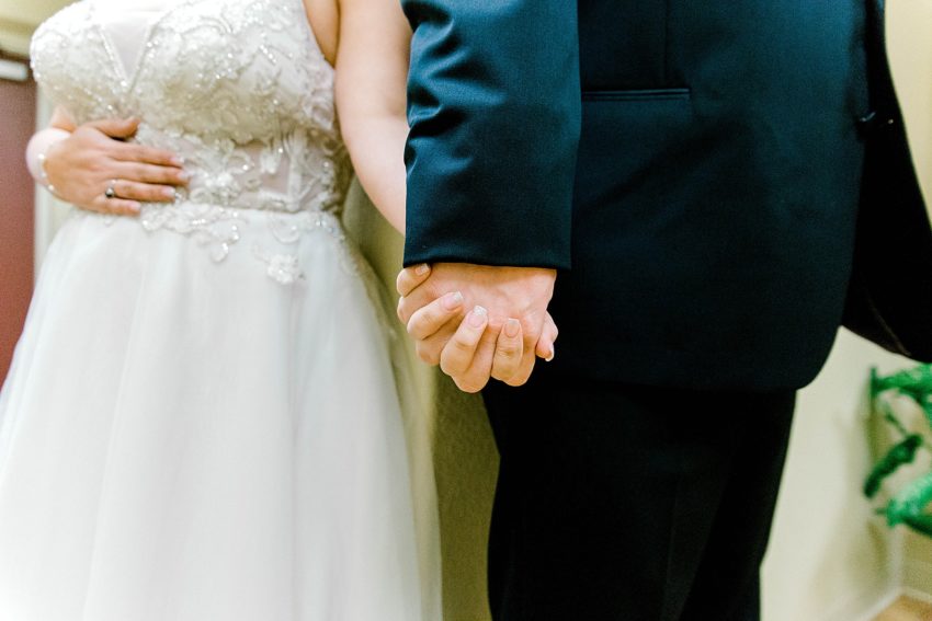 Beauty and the Beast Wedding (Bridgeport, Texas) | Becca Sue Photography - beccasuephotography.com