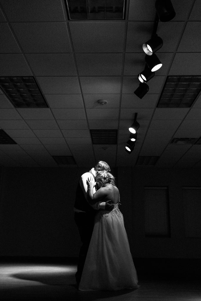 Beauty and the Beast Wedding (Bridgeport, Texas) | Becca Sue Photography - beccasuephotography.com