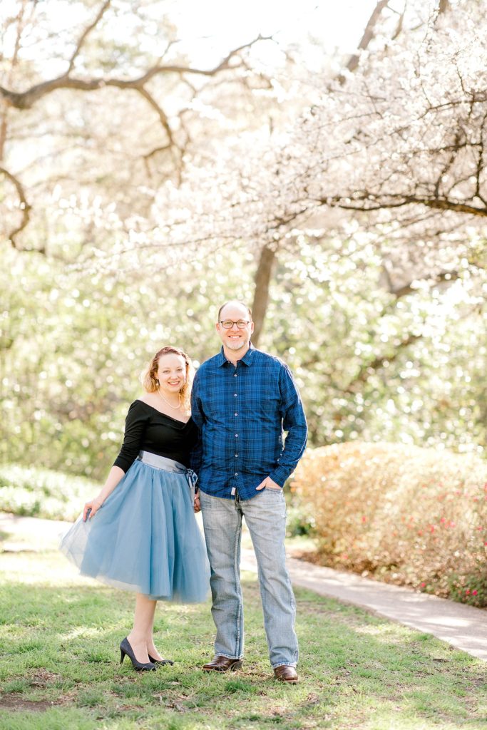 Bright and Bubbly Spring Engagement Session - Dallas, Texas