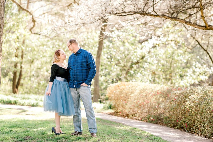 Bright and Bubbly Spring Engagement Session - Dallas, Texas