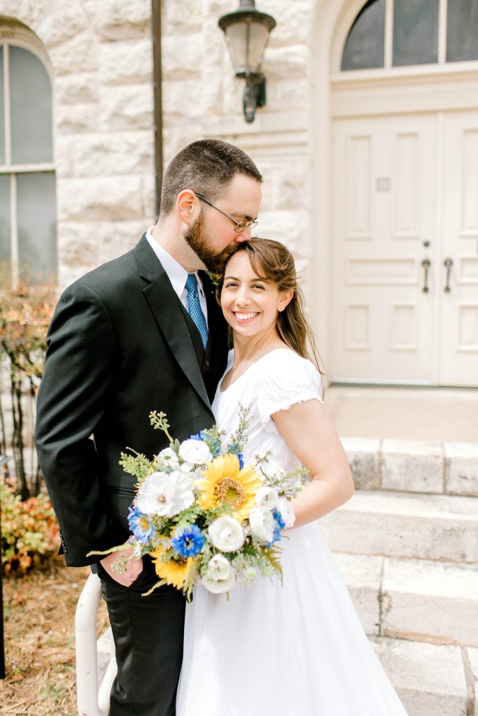 Simple and Sweet Spring Wedding (Glen Rose, Texas) | Becca Sue Photography - beccasuephotography.com