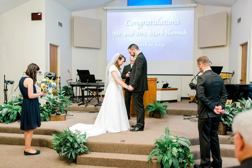 Simple and Sweet Spring Wedding (Glen Rose, Texas) | Becca Sue Photography - beccasuephotography.com