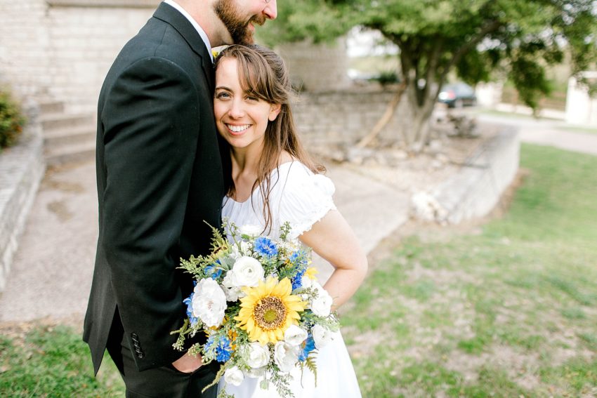 Simple and Sweet Spring Wedding (Glen Rose, Texas) | Becca Sue Photography - beccasuephotography.com