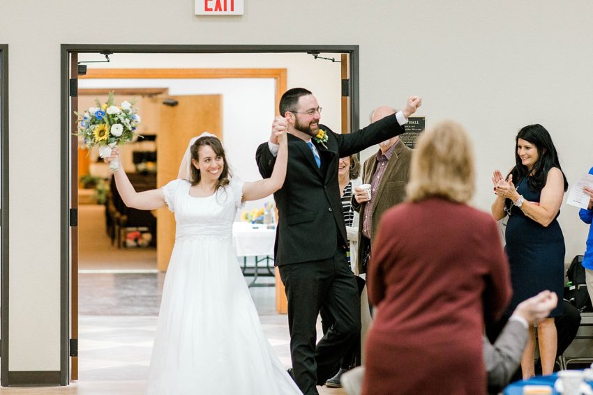 Simple and Sweet Spring Wedding (Glen Rose, Texas) | Becca Sue Photography - beccasuephotography.com