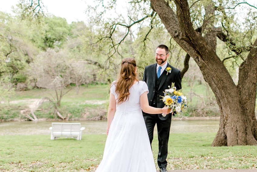 Simple and Sweet Spring Wedding (Glen Rose, Texas) | Becca Sue Photography - beccasuephotography.com