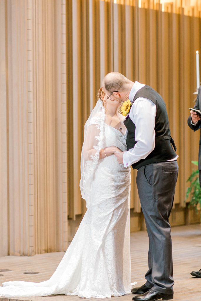 Breathtaking Chapel Wedding (Fort Worth, Texas)