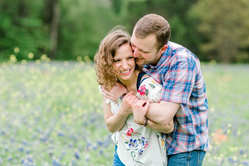 Spring Bluebonnet Sessions | Becca Sue Photography - beccasuephotography.com