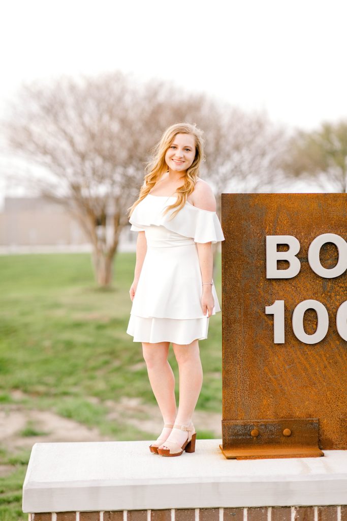 Senior 2019 Reese (Bonham High School) | Becca Sue Photography - beccasuephotography.com