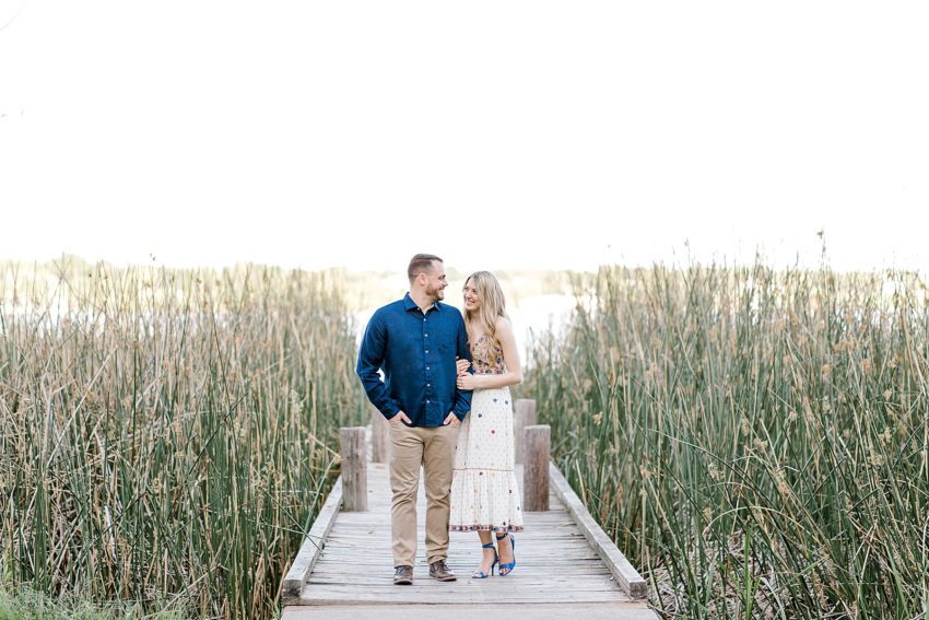 Lakeside Engagement Session (Dallas, Texas) | Becca Sue Photography - www.beccasuephotography.com