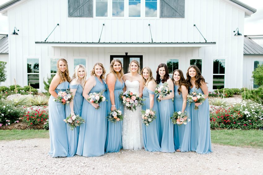 Rustic Chic Spring Wedding (Emory, Texas) | Becca Sue Photography - www.beccasuephotography.com
