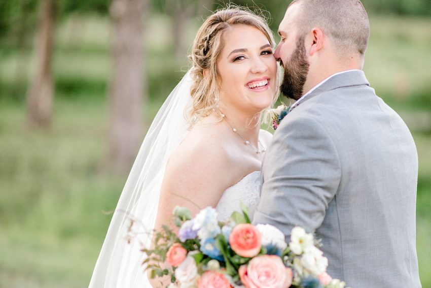 Rustic Chic Spring Wedding (Emory, Texas) | Becca Sue Photography - www.beccasuephotography.com