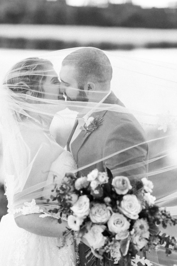 Rustic Chic Spring Wedding (Emory, Texas) | Becca Sue Photography - www.beccasuephotography.com