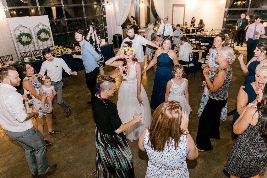 Sunflower Summer Wedding - Burleson, Texas | Becca Sue Photography - www.beccasuephotography.com