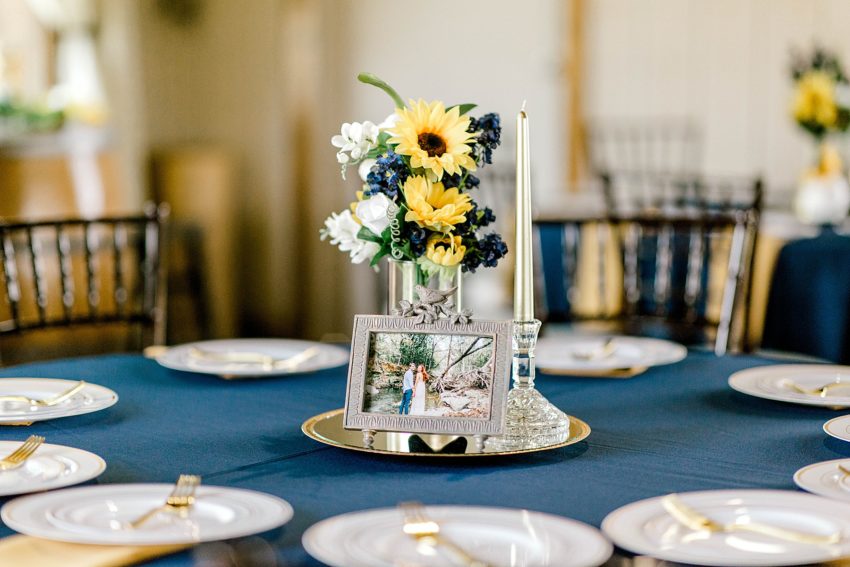 Sunflower Summer Wedding - Burleson, Texas | Becca Sue Photography - www.beccasuephotography.com