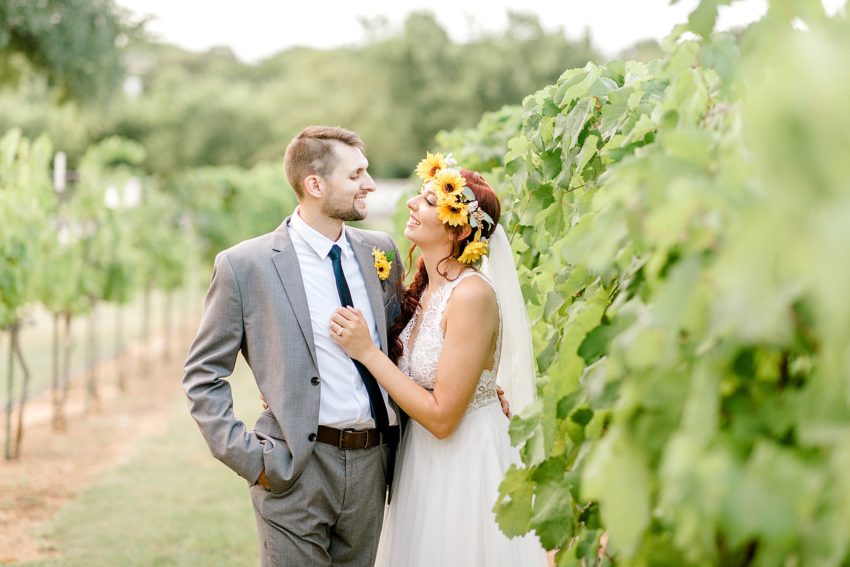 Sunflower Summer Wedding - Burleson, Texas | Becca Sue Photography - www.beccasuephotography.com