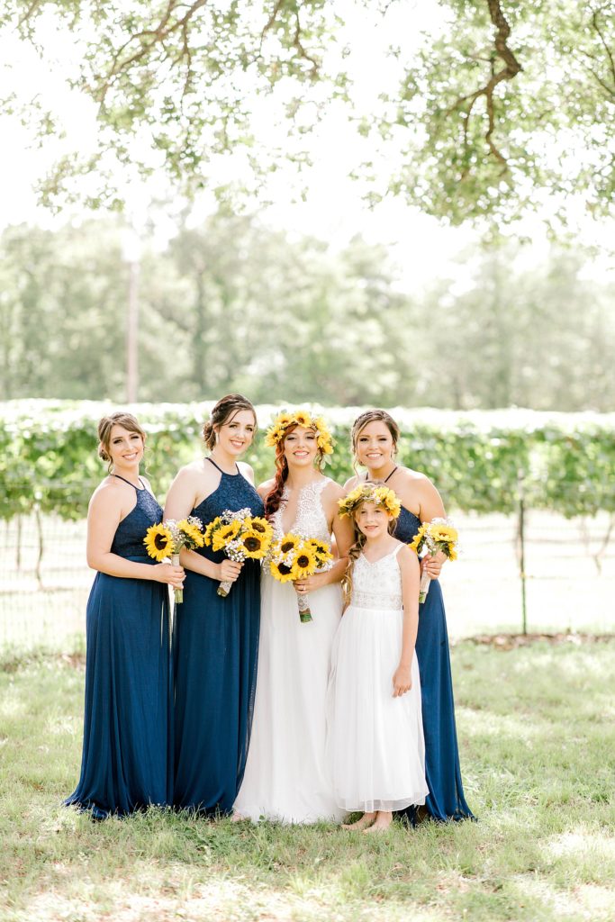 Sunflower Summer Wedding - Burleson, Texas | Becca Sue Photography - www.beccasuephotography.com