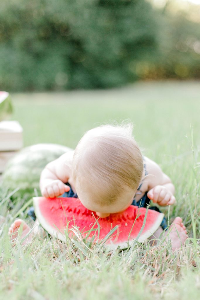 Watermelon Smash Birthday Session (Euless, Texas) | Becca Sue Photography - beccasuephotography.com