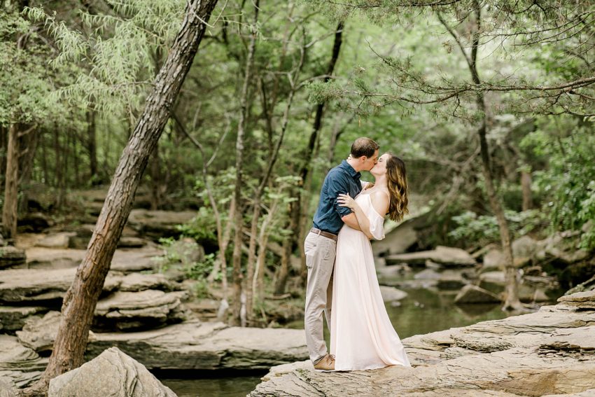Romantic Creek Engagement Session (Flower Mound, Texas) | Becca Sue Photography - www.beccasuephotography.com