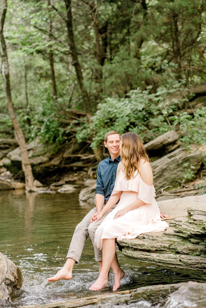 Romantic Creek Engagement Session (Flower Mound, Texas) | Becca Sue Photography - www.beccasuephotography.com