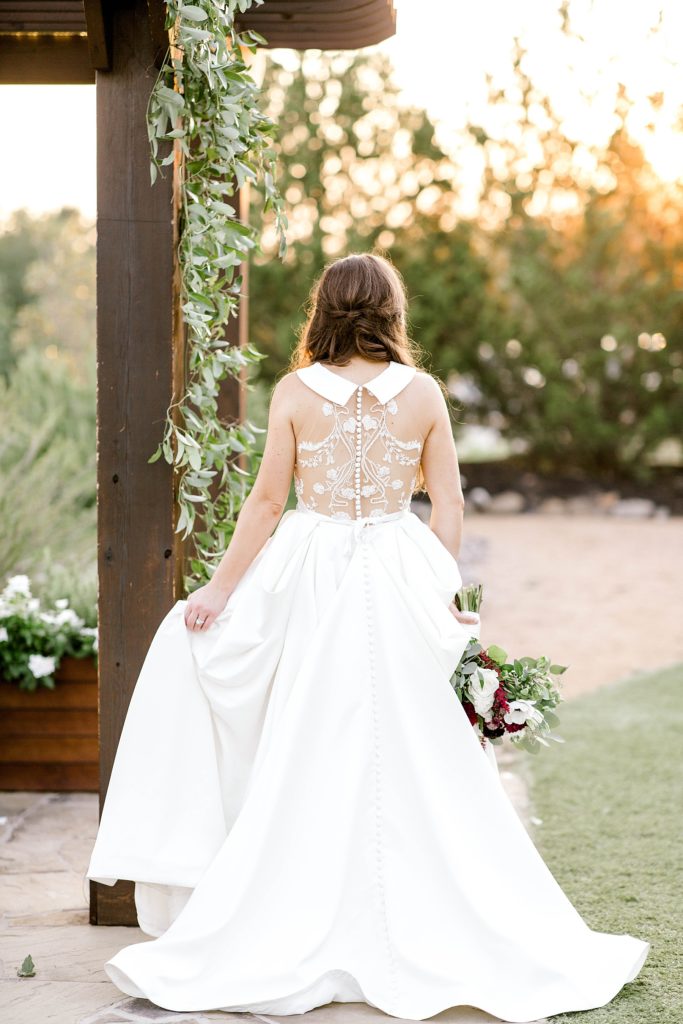 Romantic Summer Wedding (McKinney, Texas) | Becca Sue Photography - www.beccasuephotography.com