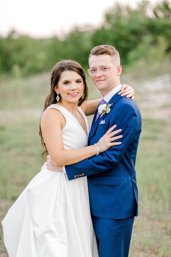 Romantic Summer Wedding (McKinney, Texas) | Becca Sue Photography - www.beccasuephotography.com