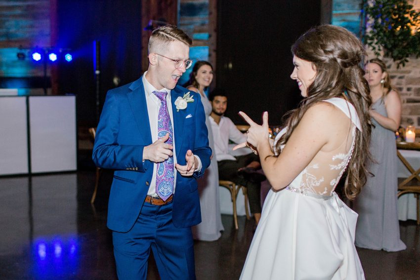 Romantic Summer Wedding (McKinney, Texas) | Becca Sue Photography - www.beccasuephotography.com