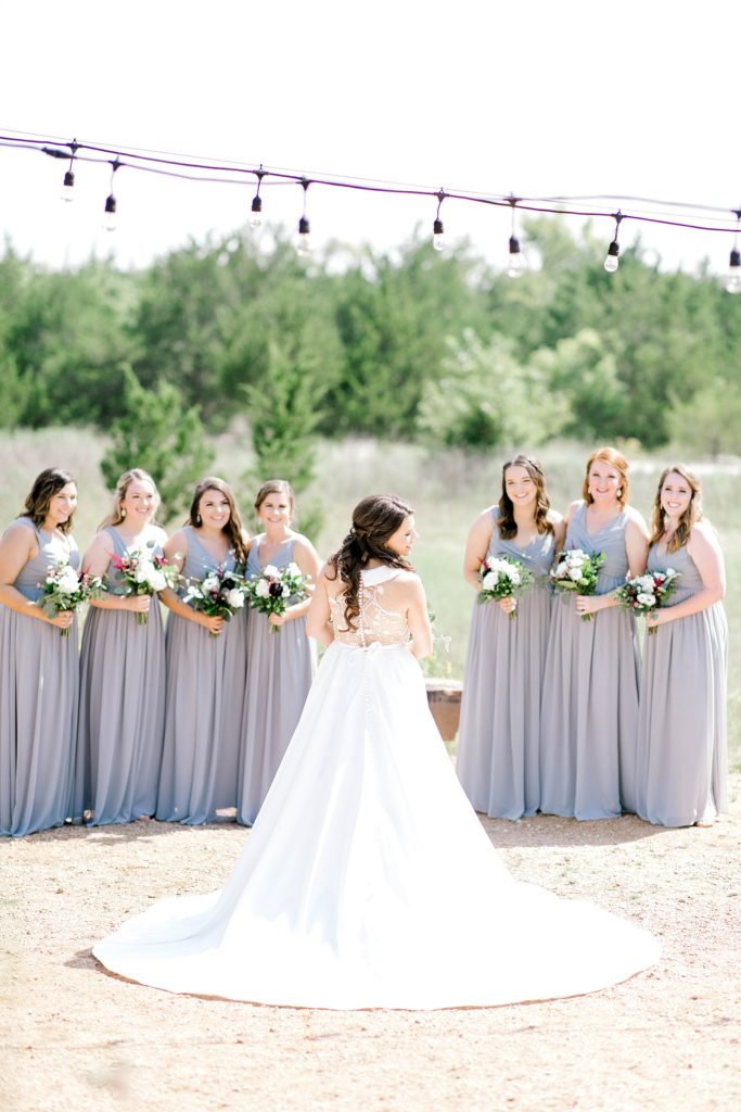 Romantic Summer Wedding (McKinney, Texas) | Becca Sue Photography - www.beccasuephotography.com