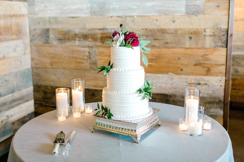 Romantic Summer Wedding (McKinney, Texas) | Becca Sue Photography - www.beccasuephotography.com