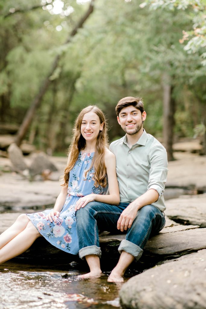 Summer Creek Engagement Session (Flower Mound, Texas) | Becca Sue Photography - www.beccasuephotography.com