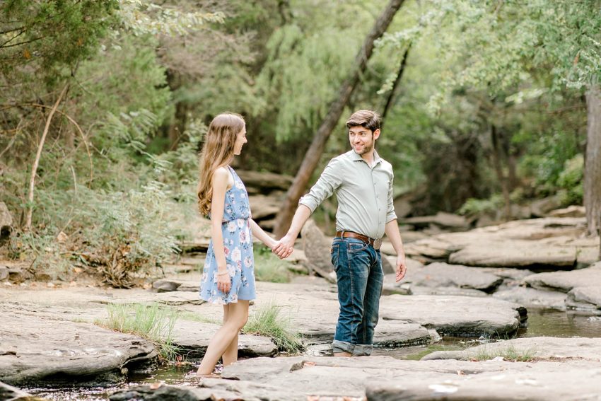 Summer Creek Engagement Session (Flower Mound, Texas) | Becca Sue Photography - www.beccasuephotography.com
