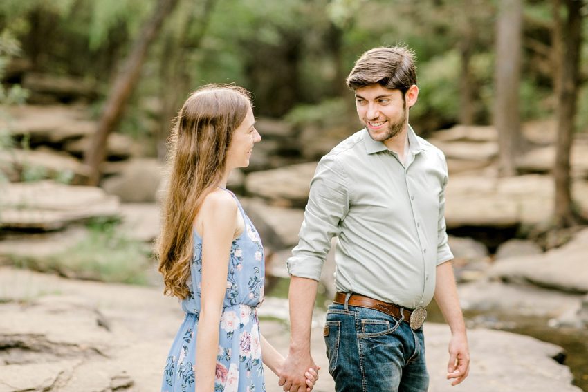 Summer Creek Engagement Session (Flower Mound, Texas) | Becca Sue Photography - www.beccasuephotography.com