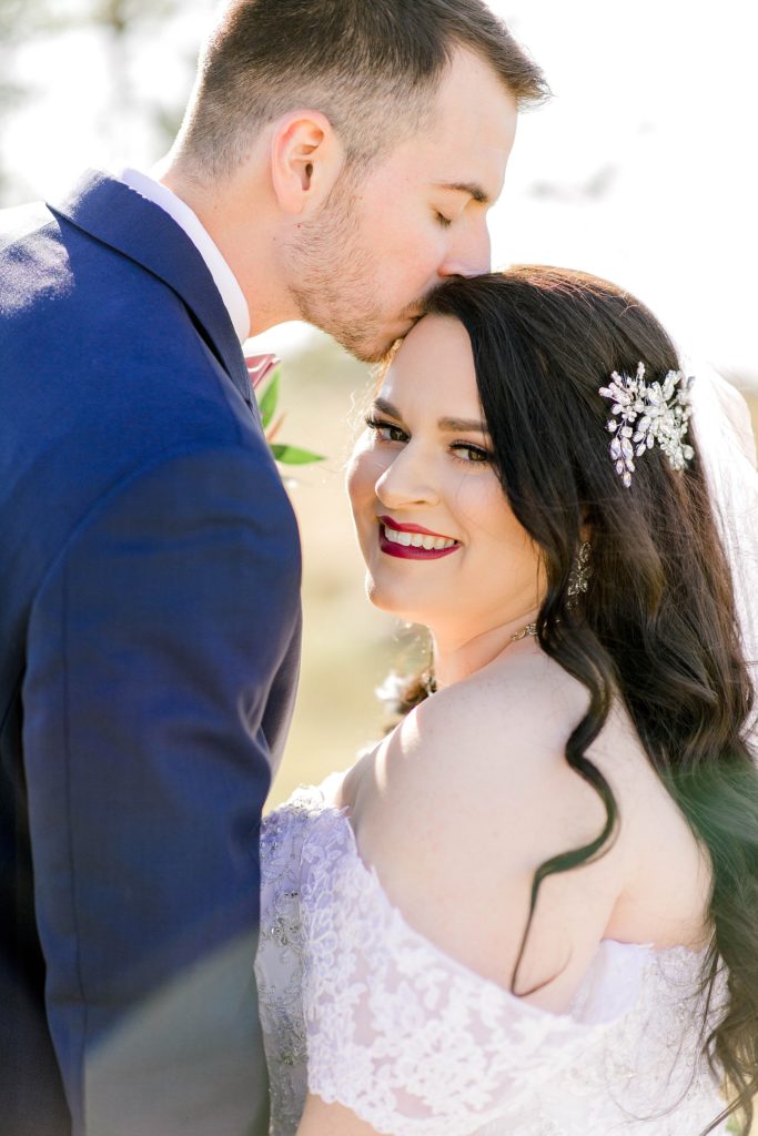 Navy and Blush Fall Wedding (Krum, Texas) | Becca Sue Photography - www.beccasuephotography.com