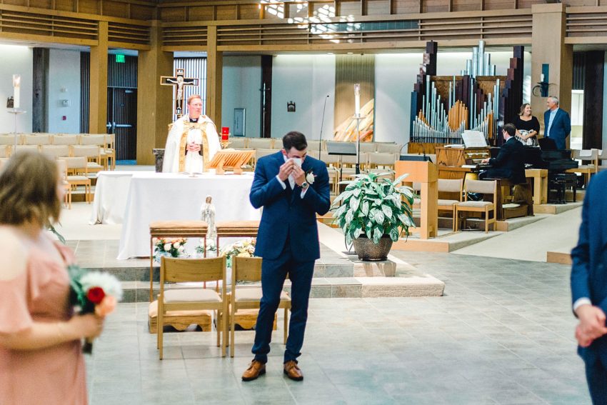 Navy and Blush Fall Wedding (Krum, Texas) | Becca Sue Photography - www.beccasuephotography.com