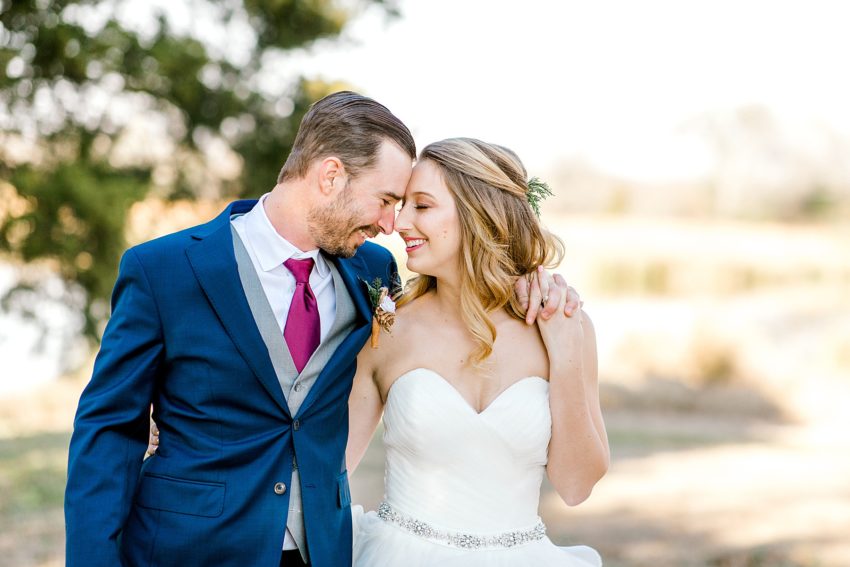 Christmas Winter Wedding (Emory, Texas) | Becca Sue Photography - www.beccasuephotography.com